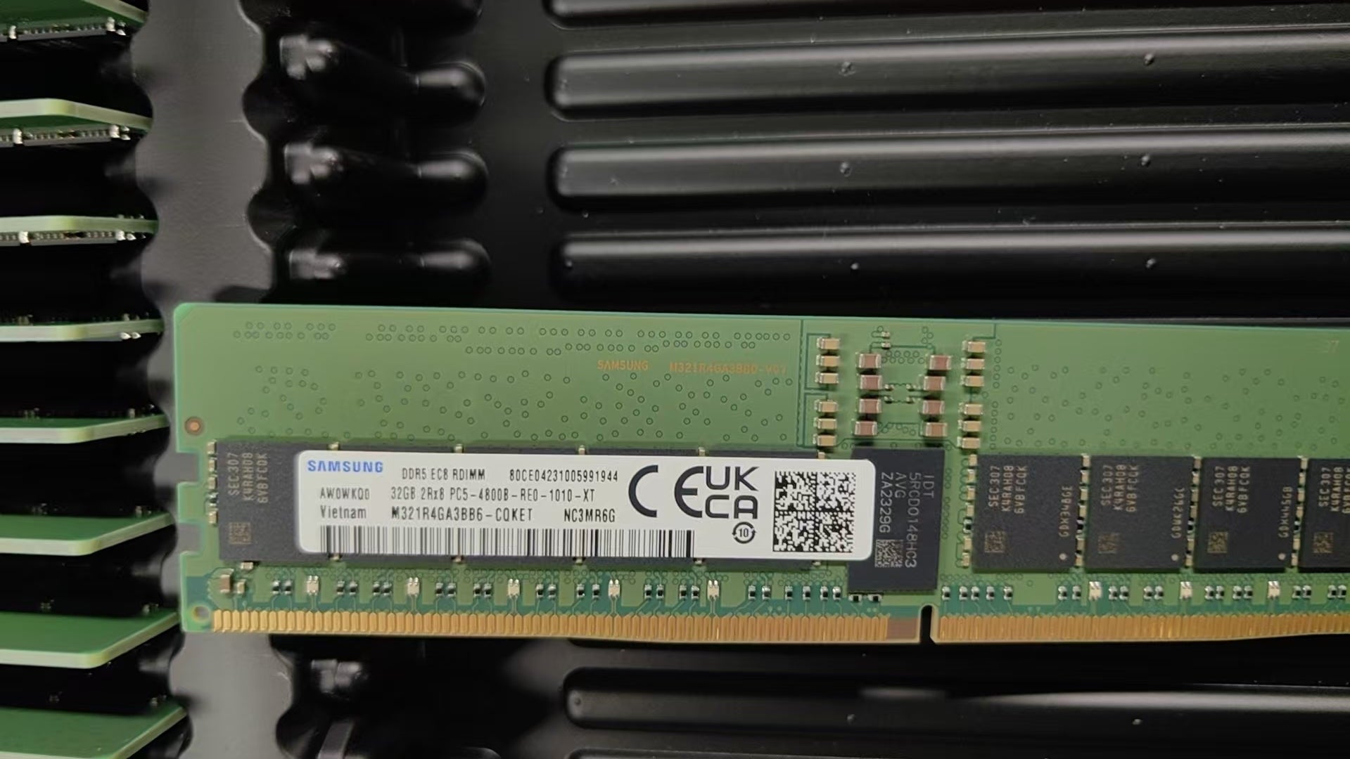 Server Ram Module Samsung 32G DDR5 4800 RDIMM 2RX8 Server Memory Module | M321R4GA3BB6-C ...